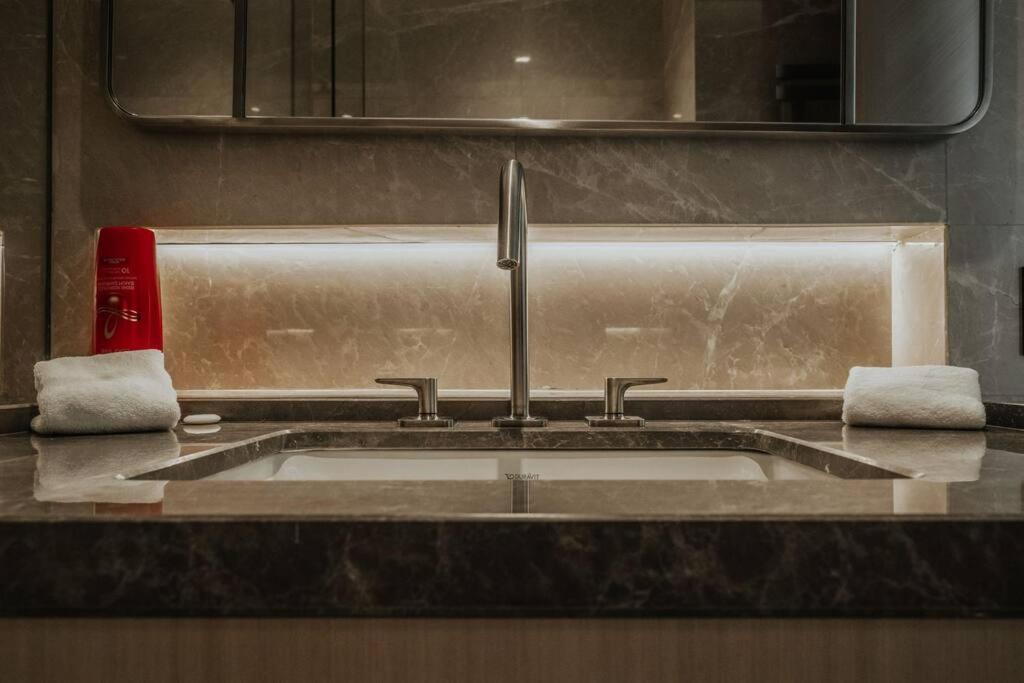 Serviced Luxurious 3+1 In Address Emaar Square 이스탄불 외부 사진