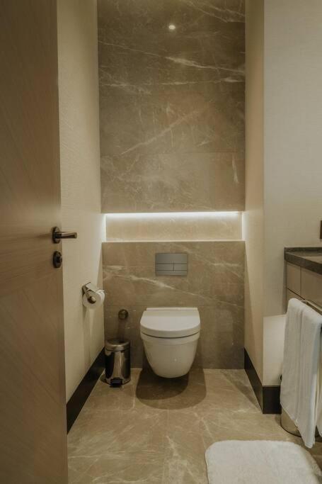 Serviced Luxurious 3+1 In Address Emaar Square 이스탄불 외부 사진