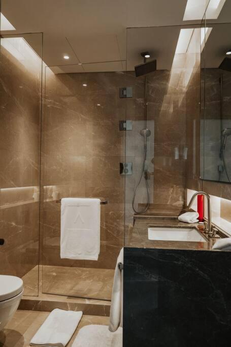 Serviced Luxurious 3+1 In Address Emaar Square 이스탄불 외부 사진